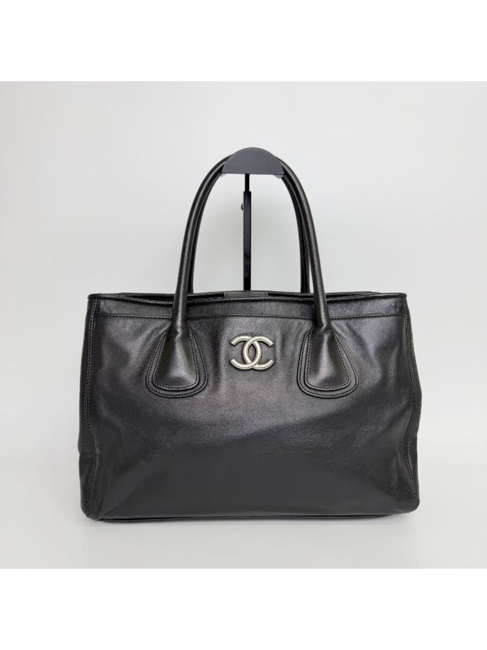 Chanel Executive Line Tote Shoulder Bag Leather Black Silver Seal Vintage